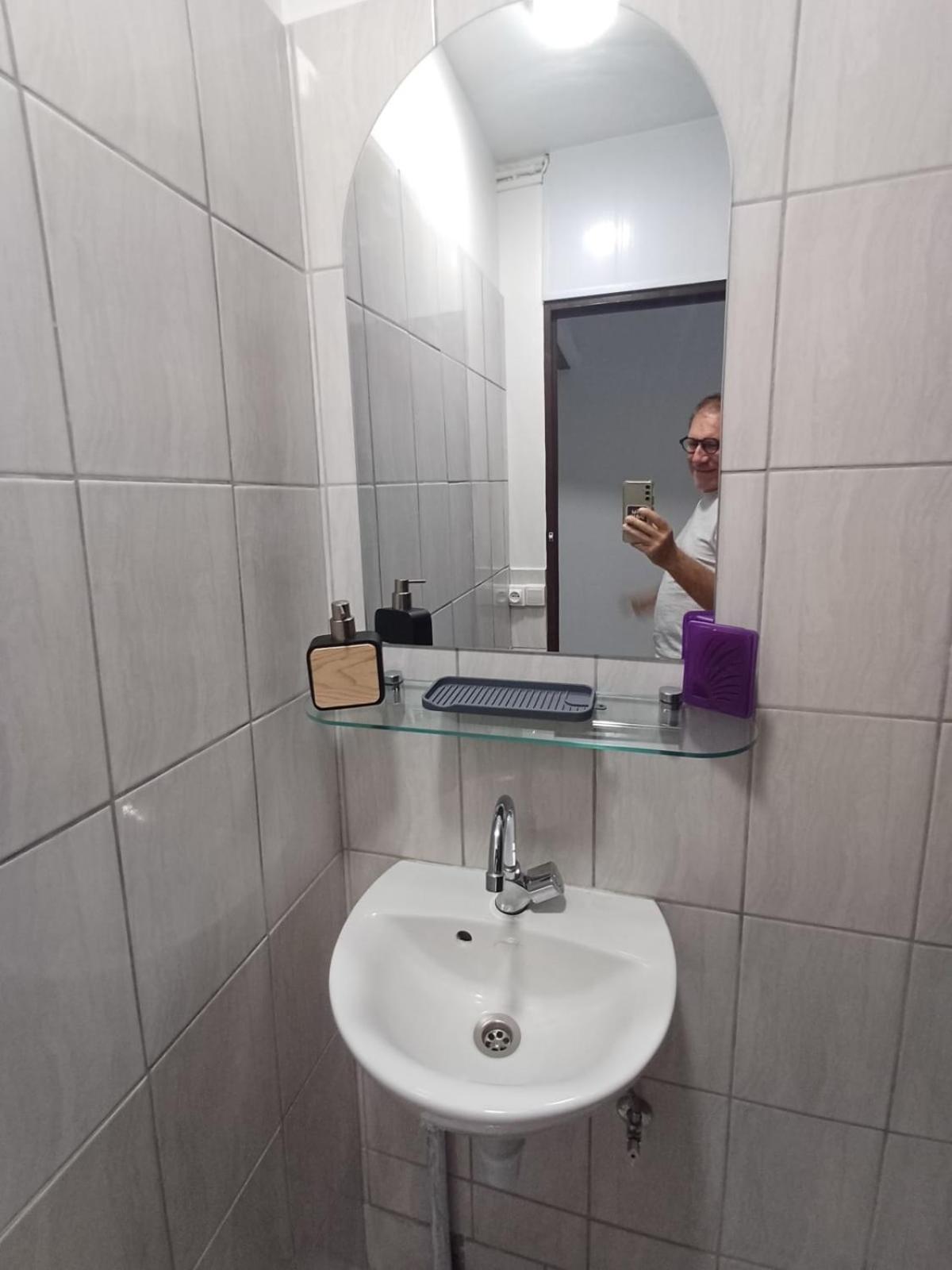 Room B777 Af City Center 파페에테 외부 사진